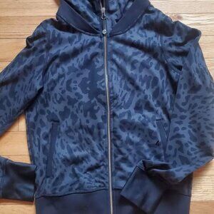 (sold) Lululemon Namaskar zipup hoodie Sweatshirt Women Zipup